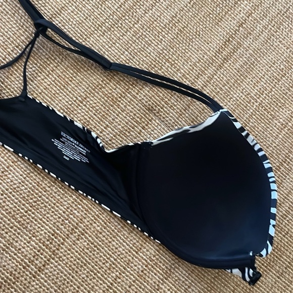 Victoria’s Secret Very Sexy Racerback Bra Size 36D - Picture 6 of 6